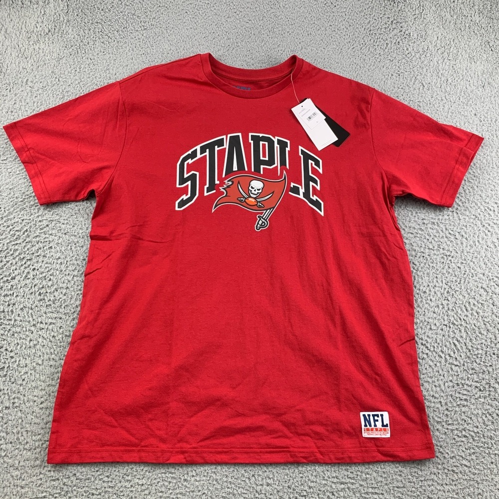 Tampa Bay Buccaneers T-Shirt Mens XL Red Staple NFL Collaboration NEW